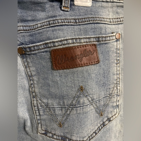 Wrangler Retro Jeans Slim Boot Cut Blue Denim Men's Size 36x28 Short Western - Picture 3 of 8